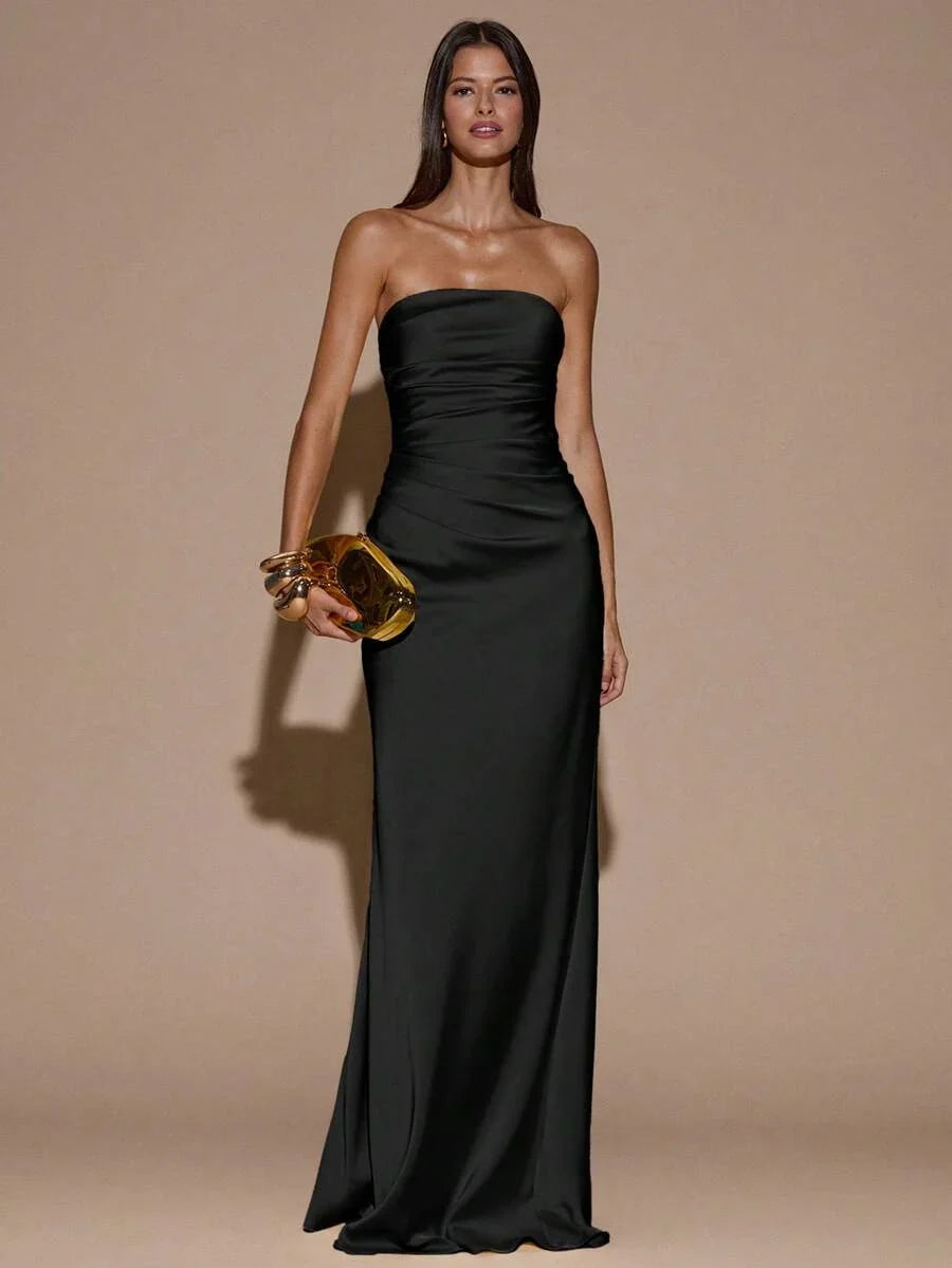 RAVELLE - Backless Mermaid Maxi Dress Black